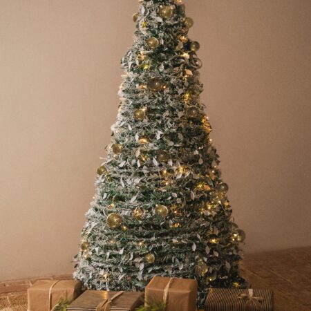 Albero di Natale pieghevole con luci LED Taimy