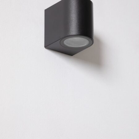 Lampada da parete per esterni Xilven
