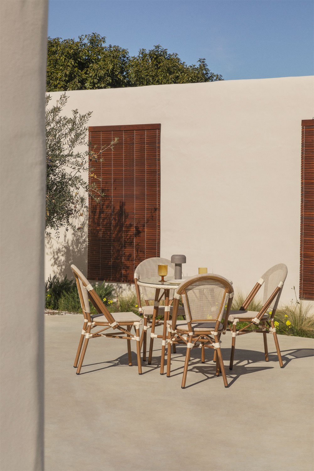 Brielle Bistro set tavolo rotondo Ø80 cm e 4 sedie da giardino impilabili in textilene e alluminio