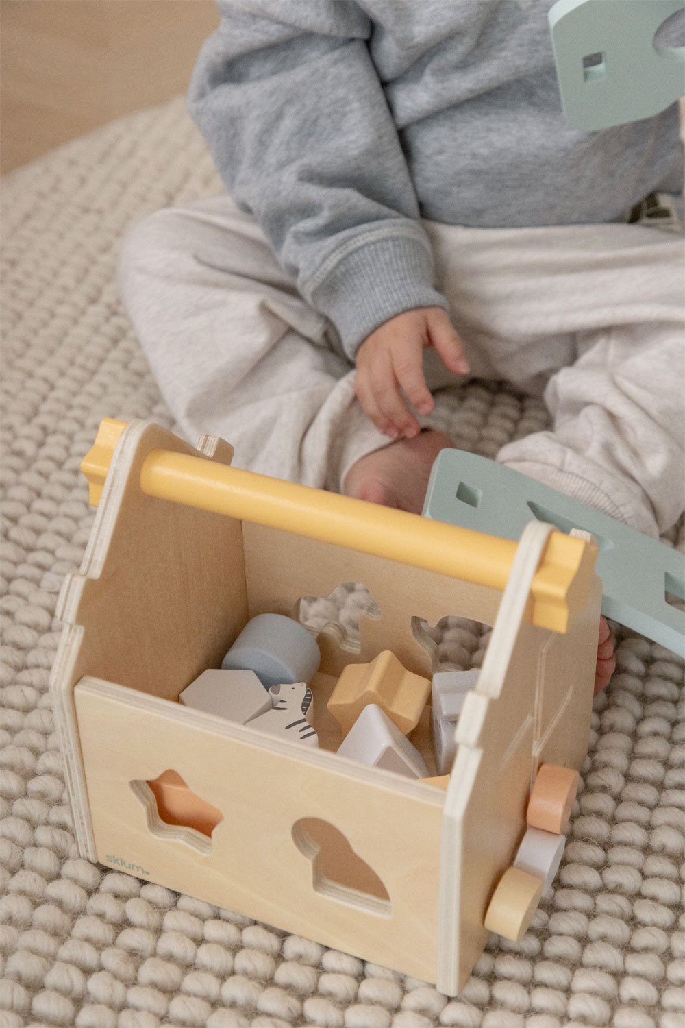 Casetta in legno per bambini Grady con pezzi ad incastro
