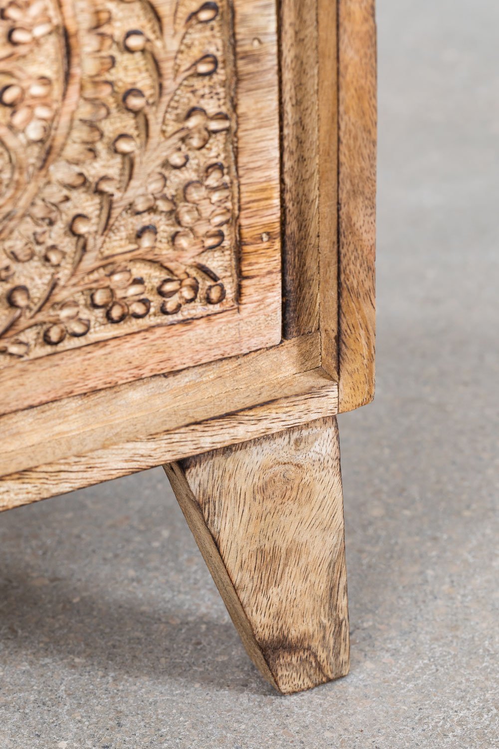 Cassettiera in legno di mango Utara