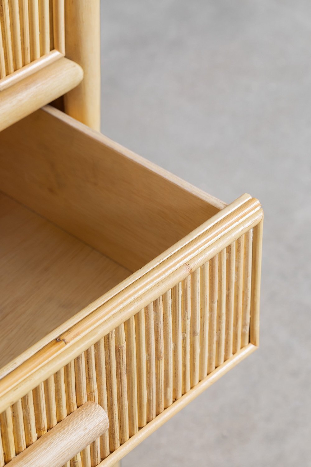 Cassettiera in Rattan Leiremy