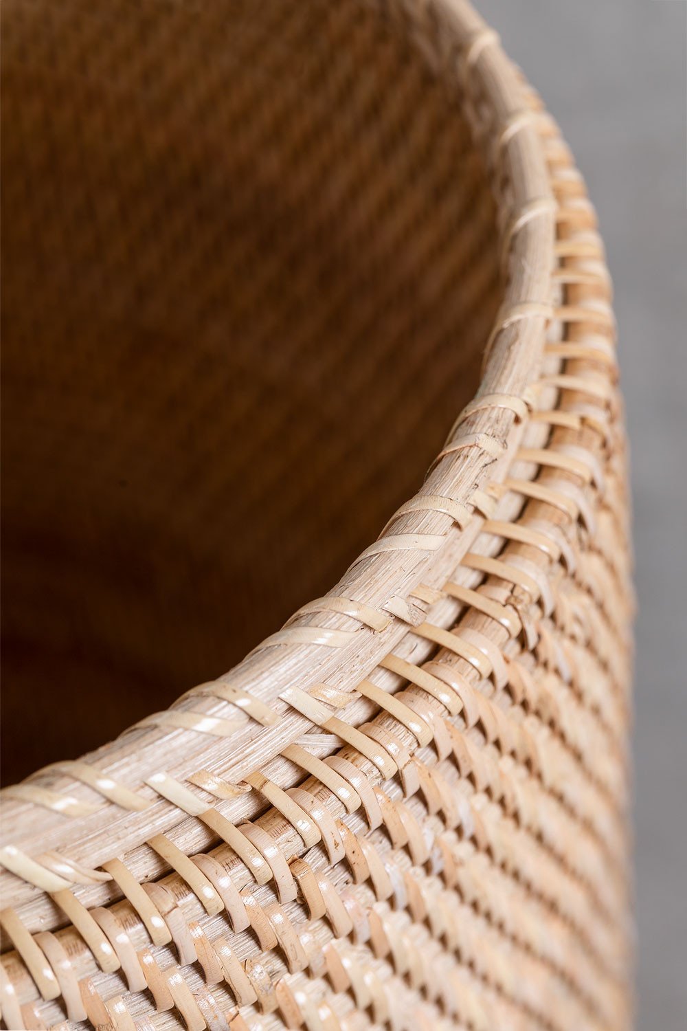 Cesto porta abiti in Rattan Guacui