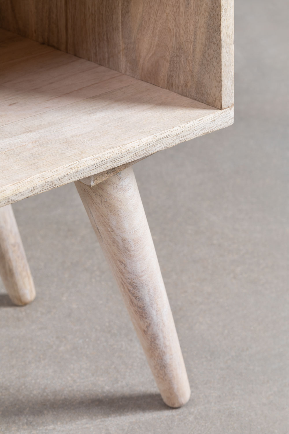 Comodino Ukurla in legno di mango con contenitore