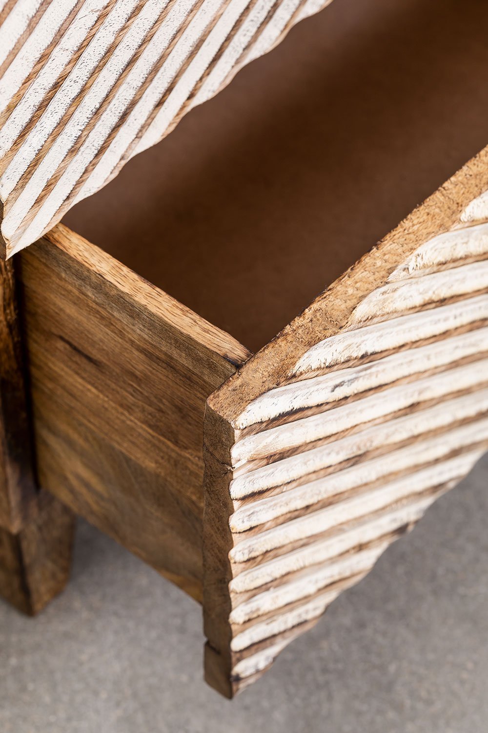 Comodino in legno di mango Balary