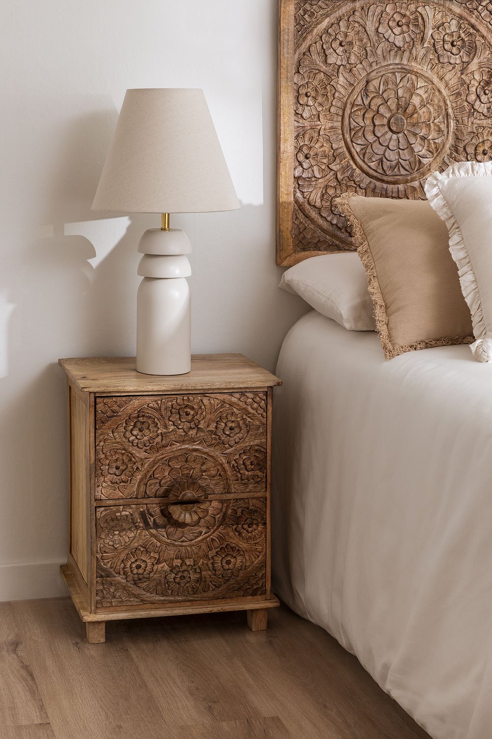 Comodino con cassetti in legno di mango Wiluna