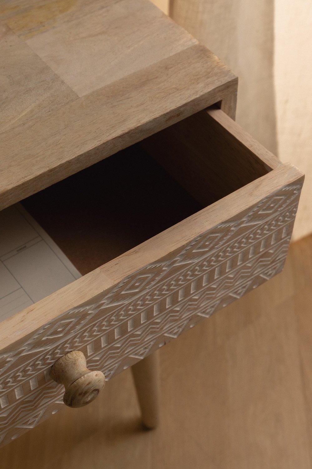 Comodino in legno di mango Ukurla