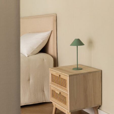 Comodino in legno Ralik