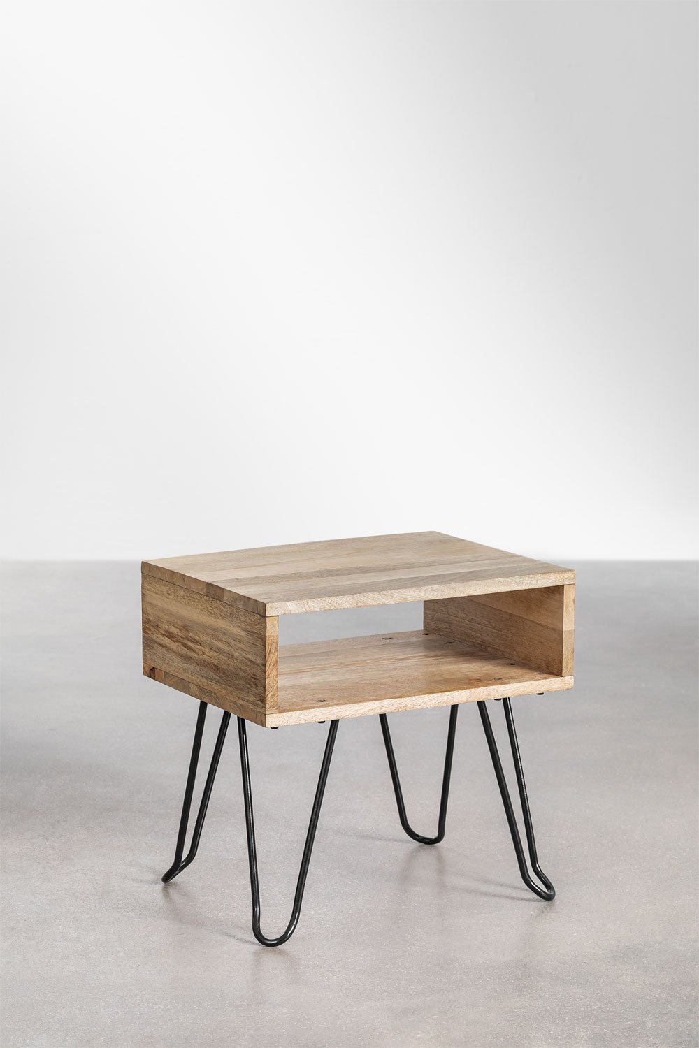 Comodino in legno riciclato Tital