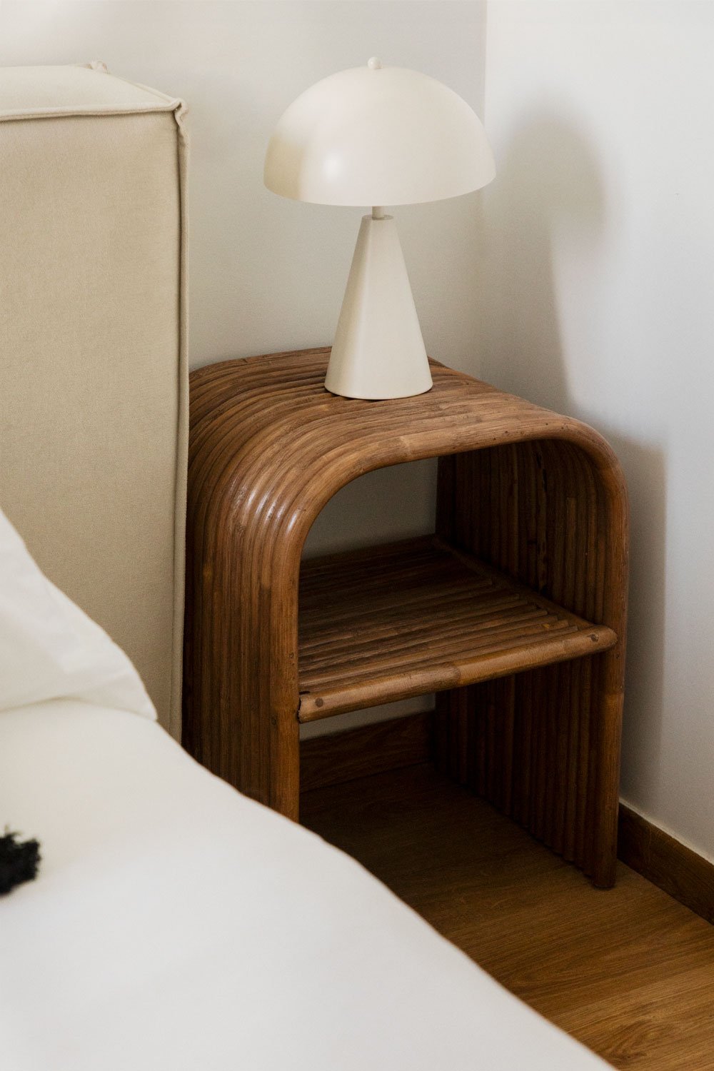 Comodino in rattan Nolay