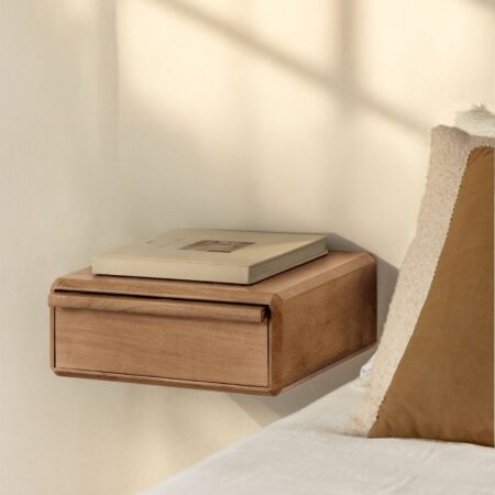 Confezione da 2 comodini sospesi 40x30 cm in legno di acacia Nordilan