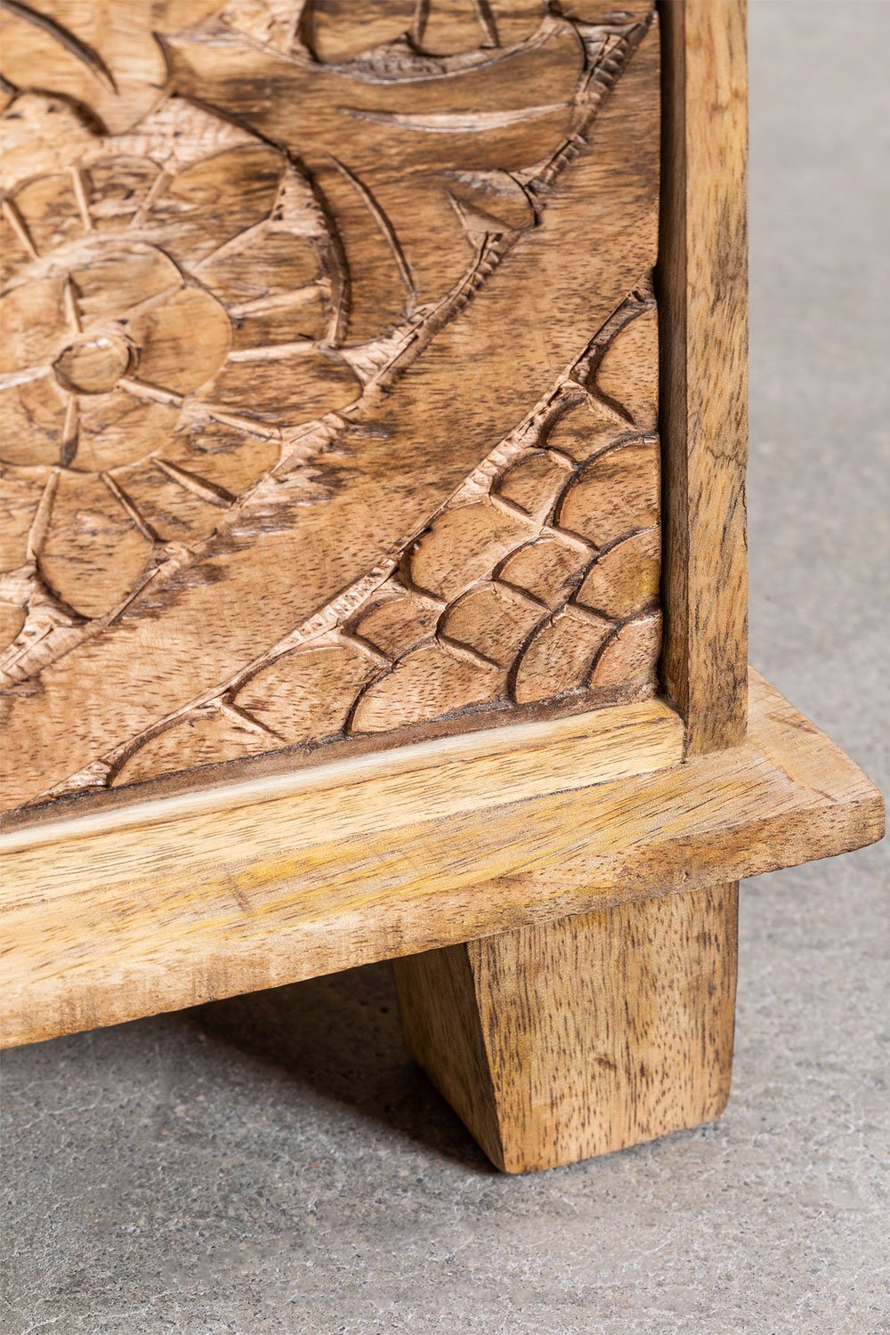 Confezione da 2 comodini Wiluna in legno di mango con cassetti