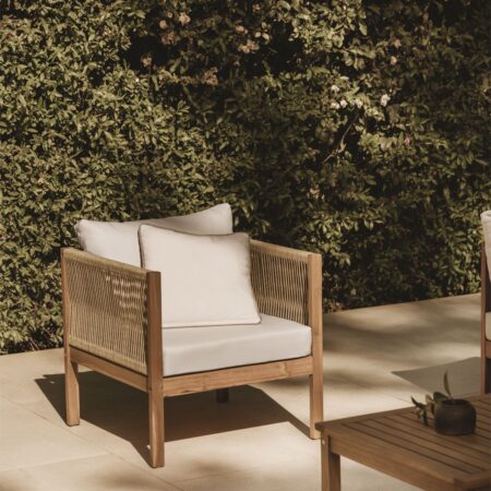 Confezione da 2 sedie da giardino con braccioli in legno di acacia Branson