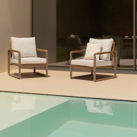 Confezione da 2 Poltrone da Giardino Giselle in Alluminio e Legno di Acacia