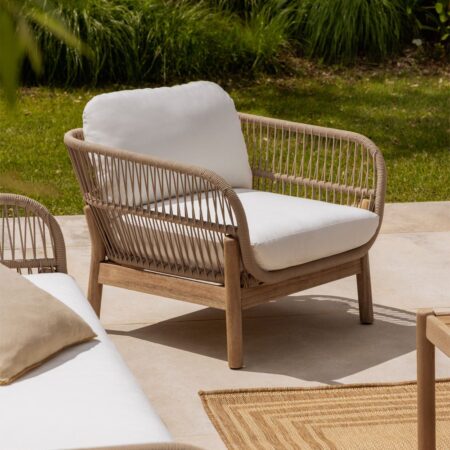 Confezione da 2 poltrone da giardino Karvia in alluminio e legno di acacia