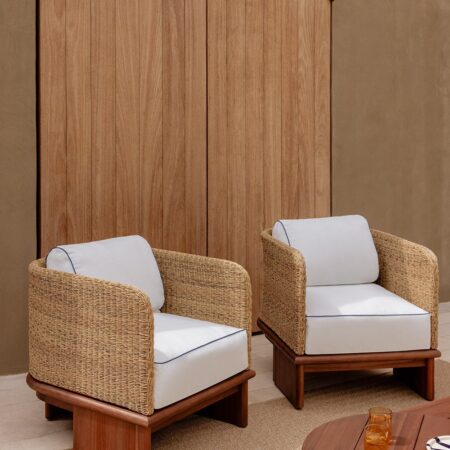 Confezione da 2 poltrone da giardino Famara in rattan e legno di acacia