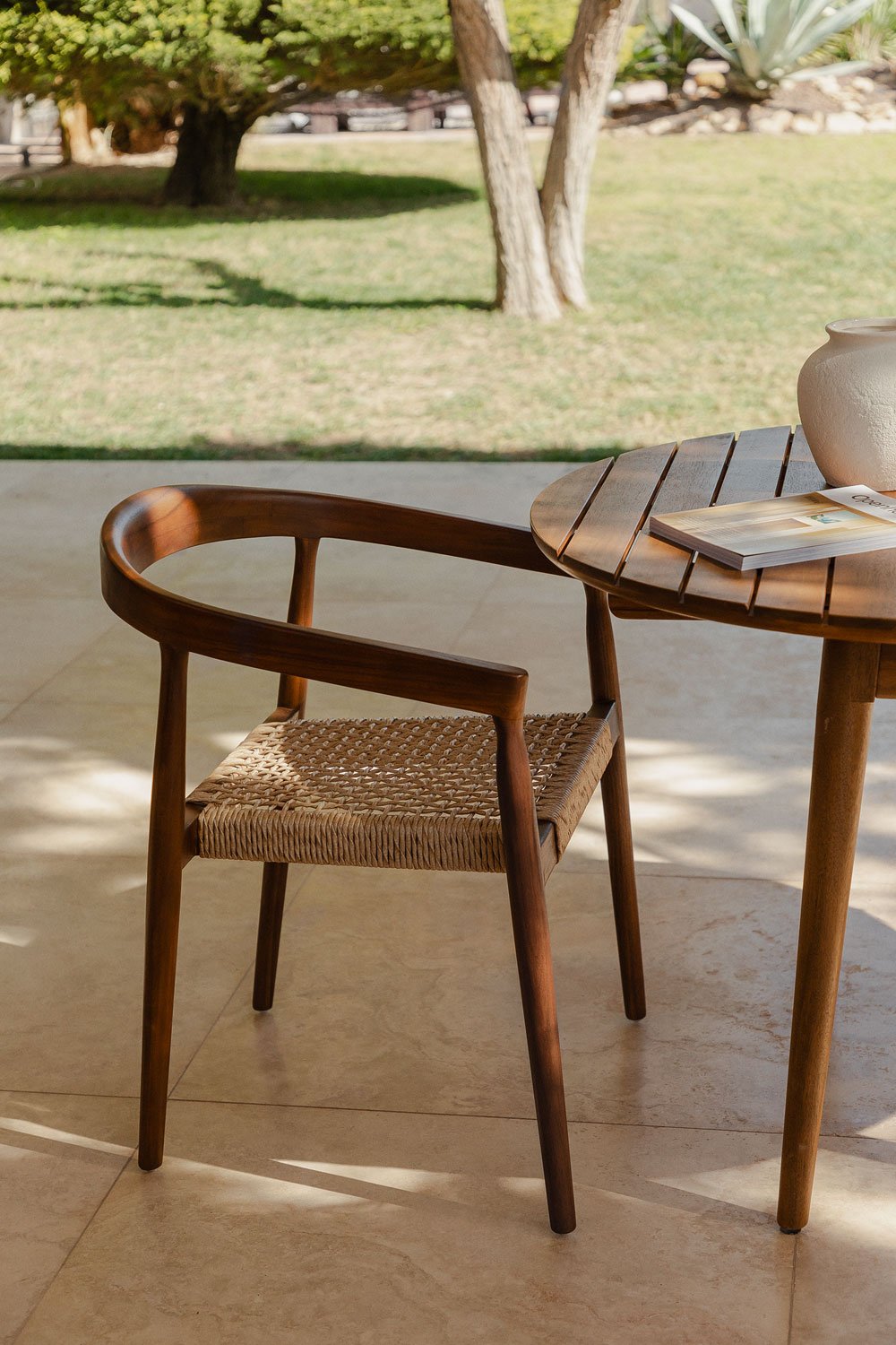 Confezione da 4 sedie da giardino in legno di teak Visby