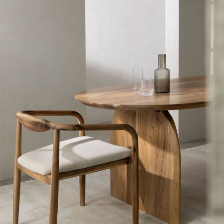 Confezione da 2 sedie da pranzo in legno di acacia e tessuto bouclé Mallory