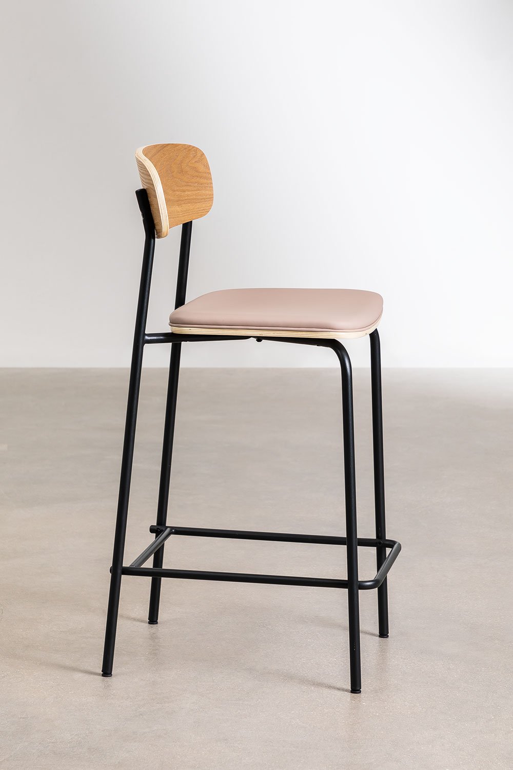 Confezione da 2 sgabelli alti impilabili 65 cm in ferro e legno Wilpier