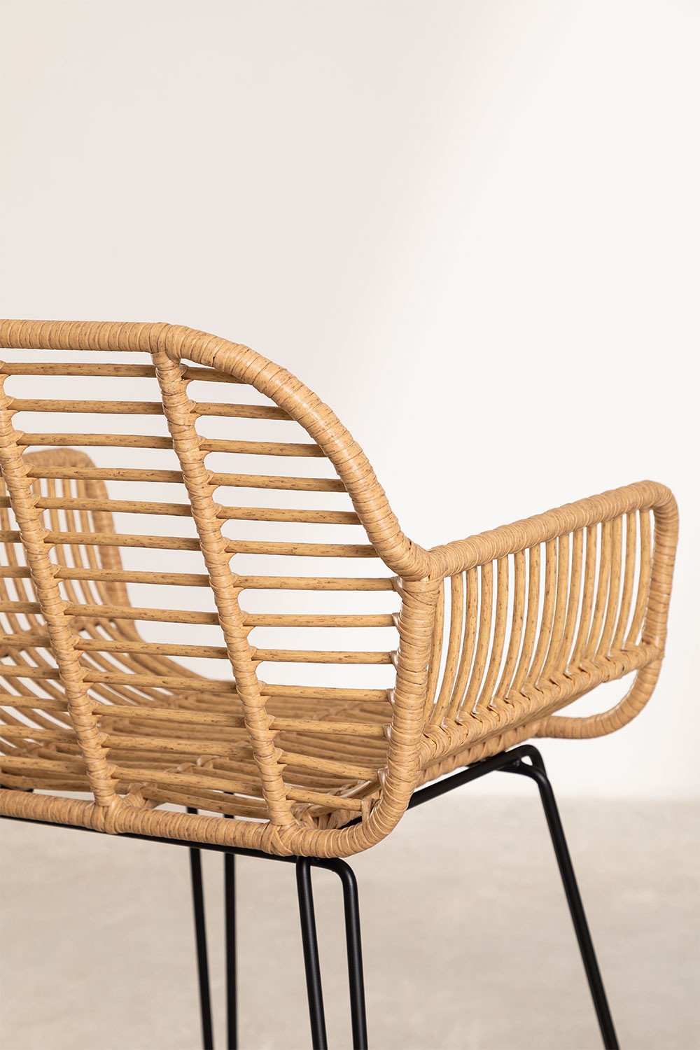 Confezione da 2 sgabelli alti in rattan sintetico Eska