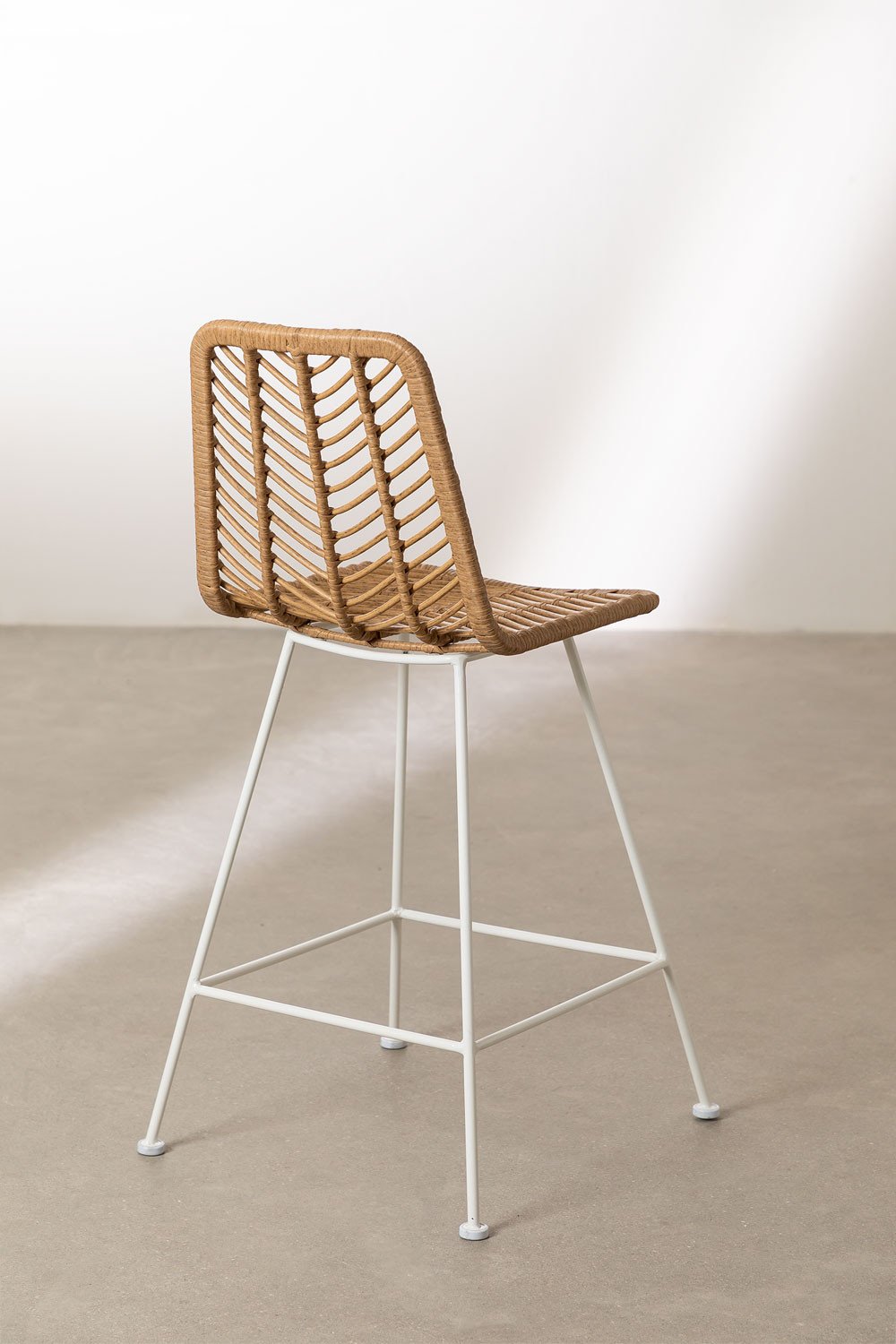 Confezione da 2 sgabelli alti in rattan sintetico Gouda naturale