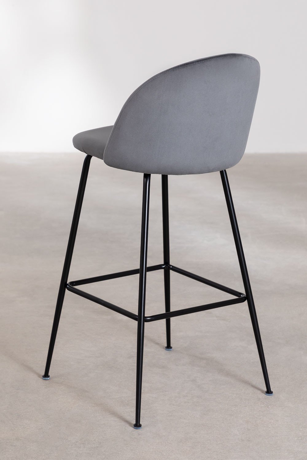 Confezione da 2 sgabelli alti in velluto Kana Design