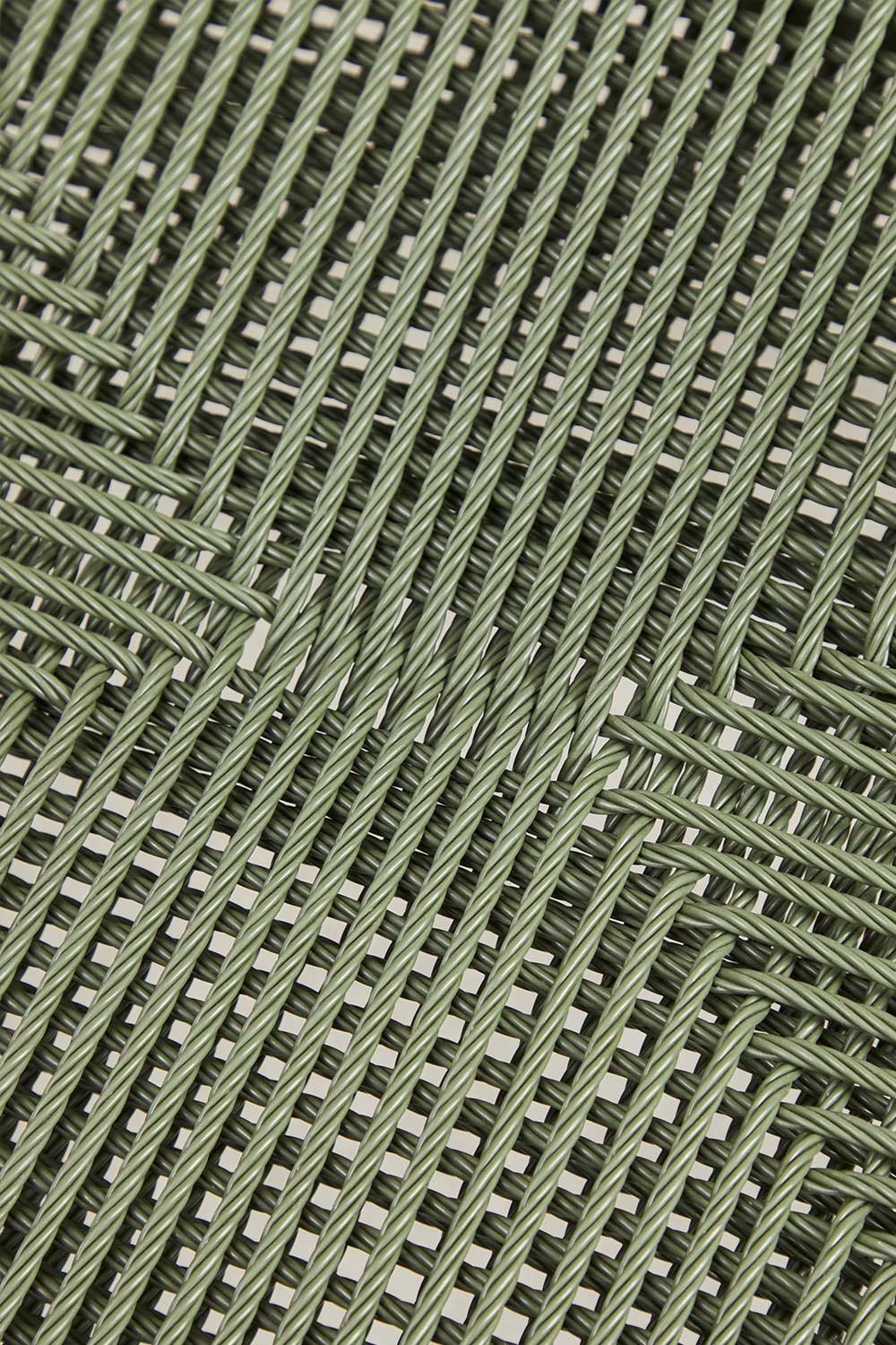 Confezione da 4 sedie da giardino impilabili con braccioli in alluminio e rattan sintetico Amatria