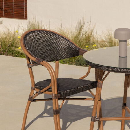 Confezione da 4 sedie da giardino impilabili Brielle Bistro Classic con braccioli in textilene e alluminio