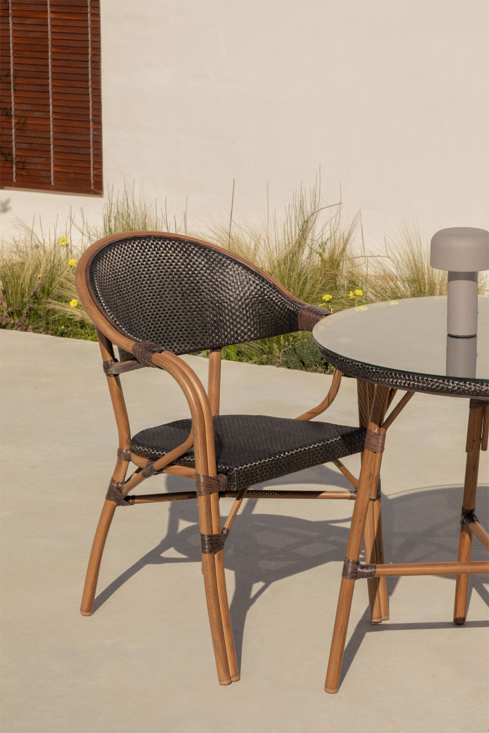 Confezione da 4 sedie da giardino impilabili Brielle Bistro Classic con braccioli in textilene e alluminio