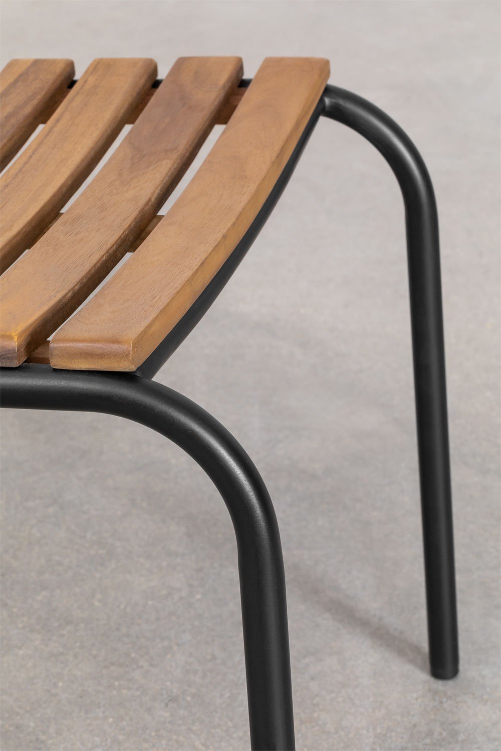 Confezione da 4 sedie da giardino impilabili in acciaio e legno di acacia Artus