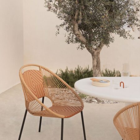 Confezione da 4 sedie da giardino impilabili in ferro e midollino sintetico Cintia