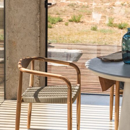 Confezione da 4 sedie da pranzo in legno di acacia e corda intrecciata Mallory