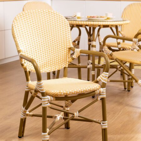 Confezione da 4 sedie da pranzo in vimini sintetico Alisa Bistro