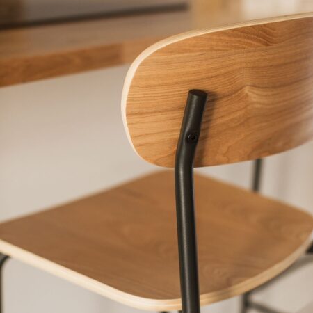 Confezione da 4 sgabelli alti in legno (64,5 cm) Wilpier