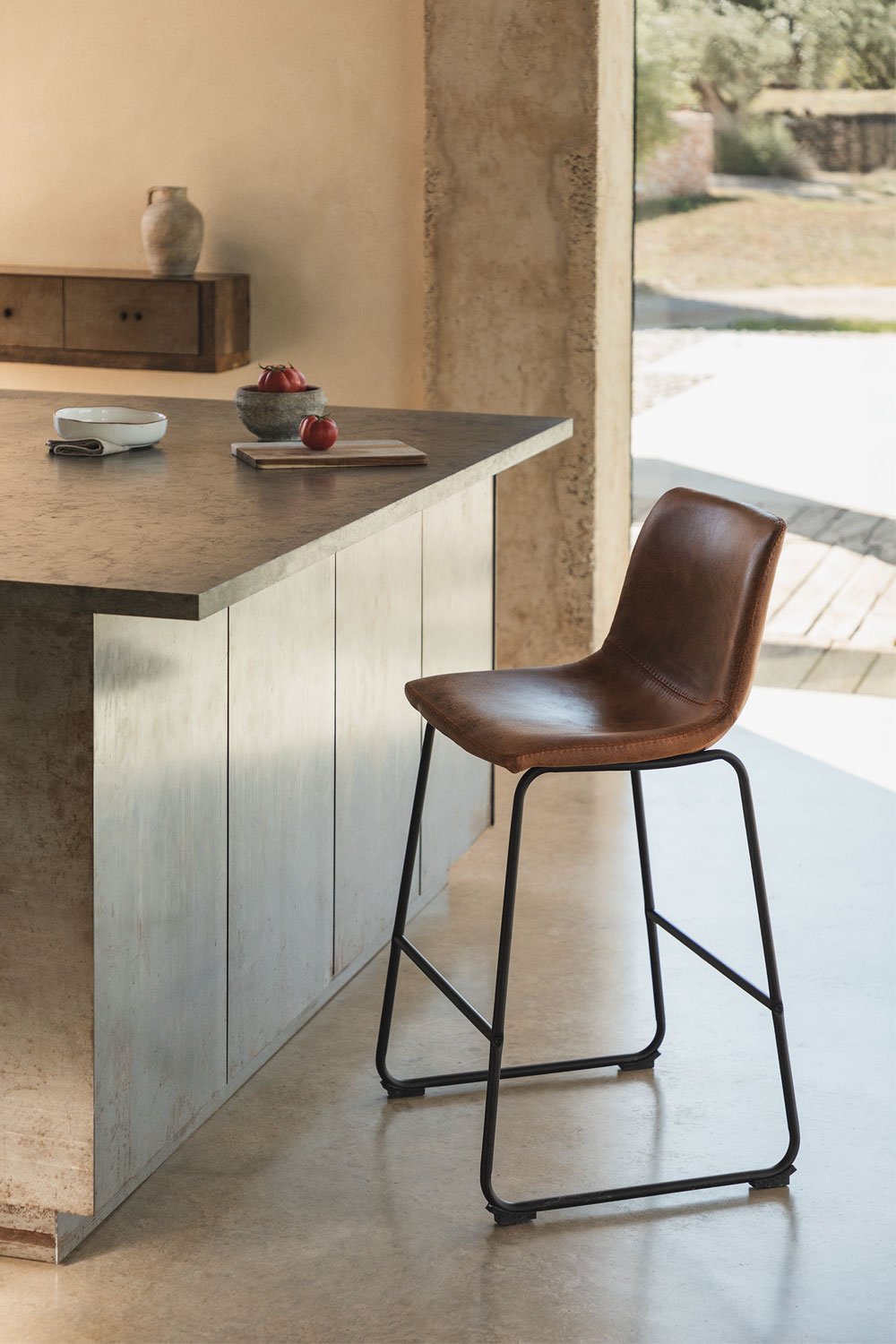 Confezione da 4 sgabelli alti rivestiti in similpelle Ody Style