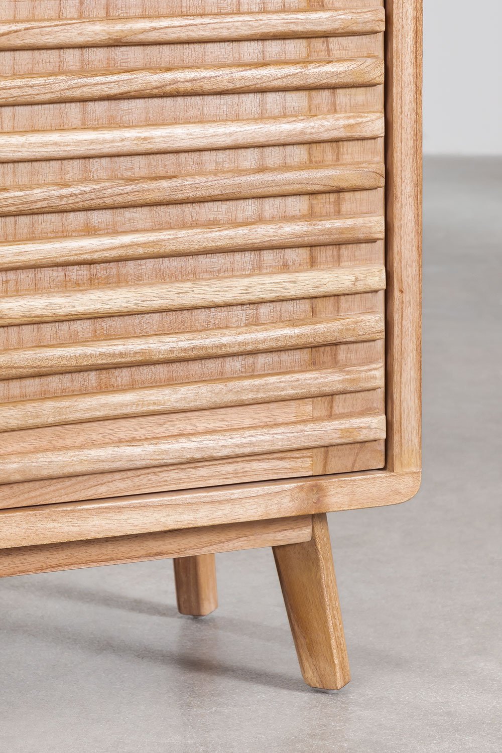 Credenza in legno Deleyna