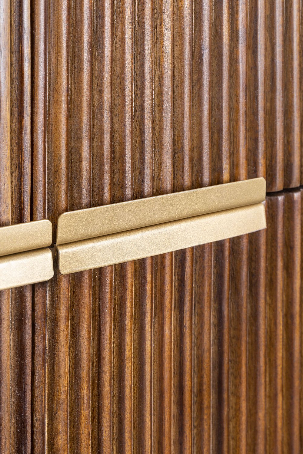 Credenza alta in legno di mango Baty