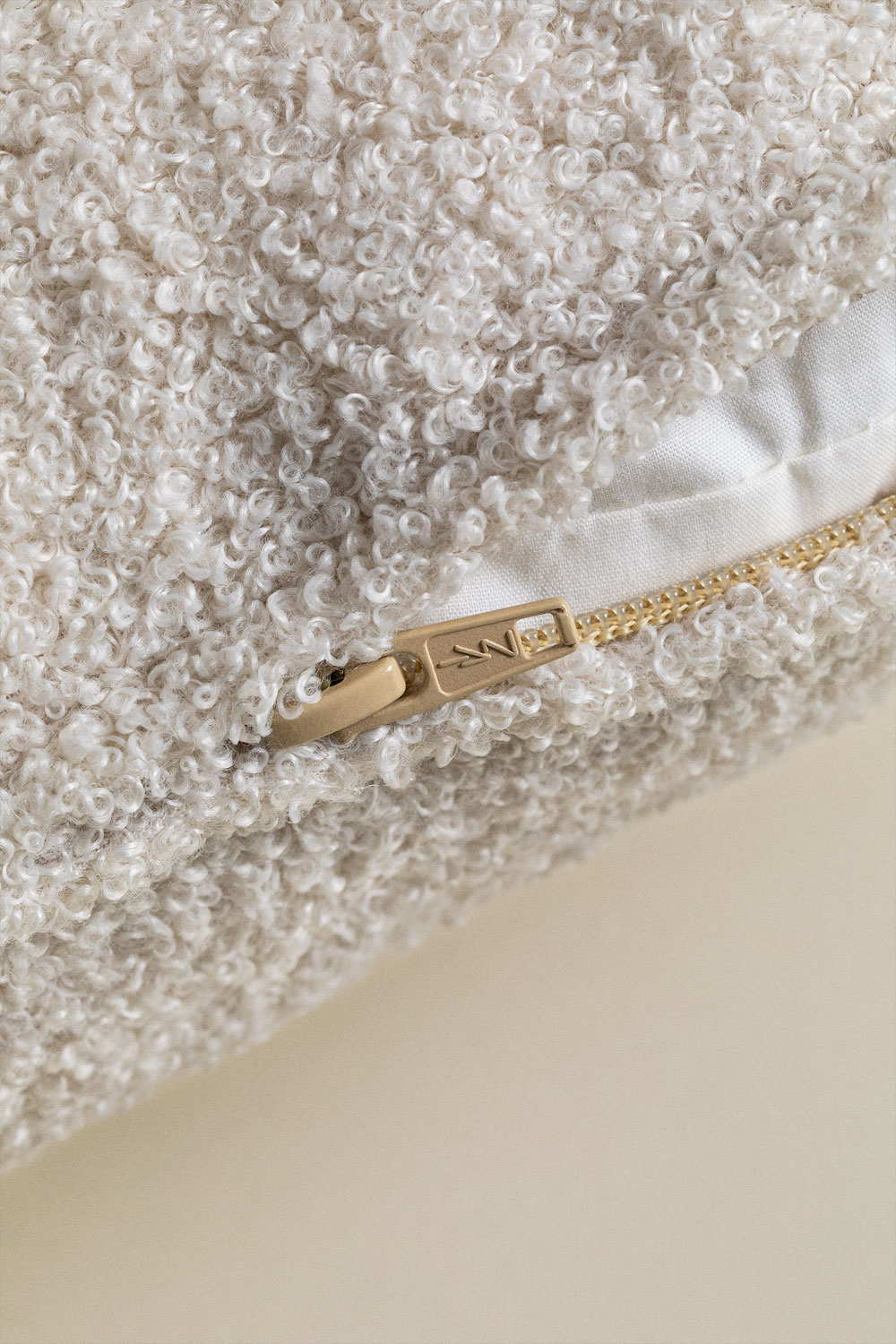 Cuscino rettangolare in shearling (70x30 cm) Borjan