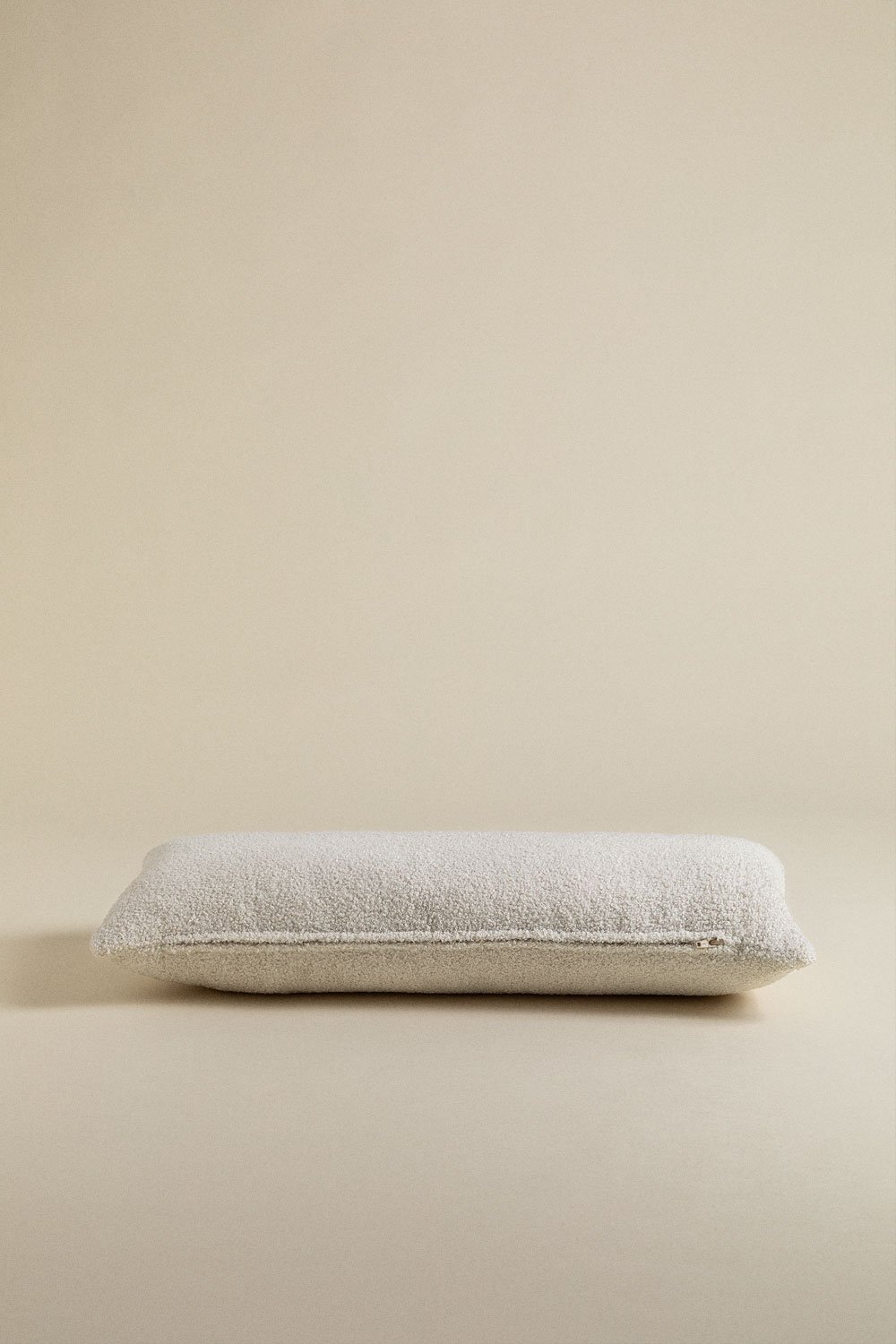 Cuscino rettangolare in shearling (70x30 cm) Borjan