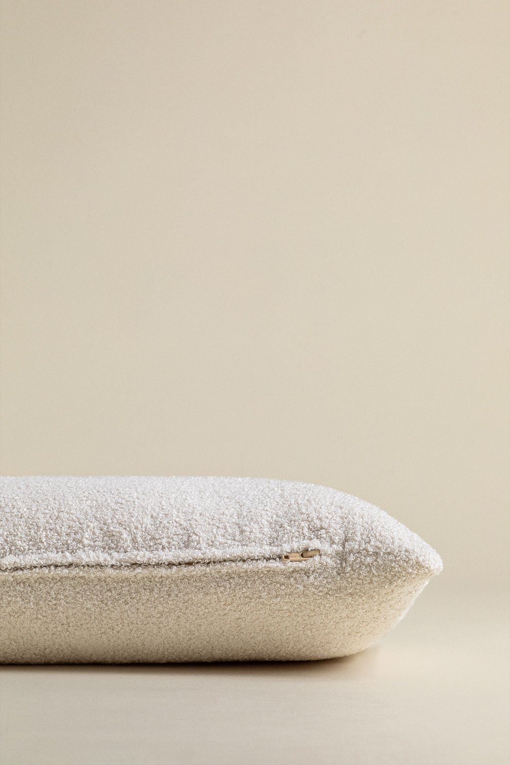 Cuscino rettangolare in shearling (70x30 cm) Borjan