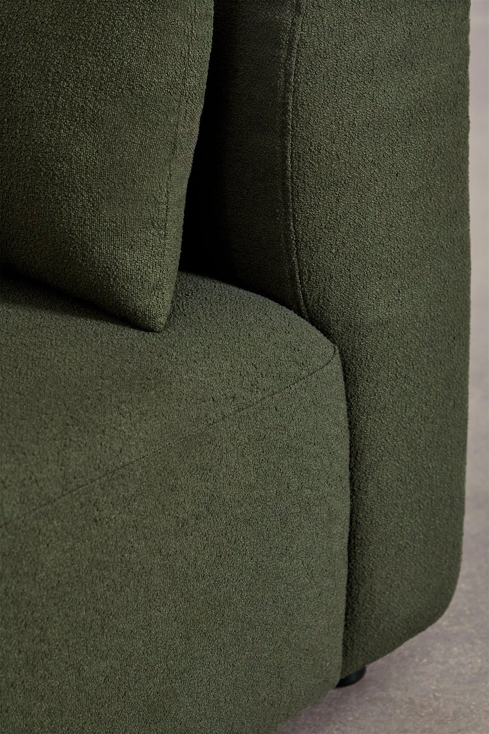 Divano angolare componibile in 4 pezzi con chaise longue sinistra e pouf Fogler