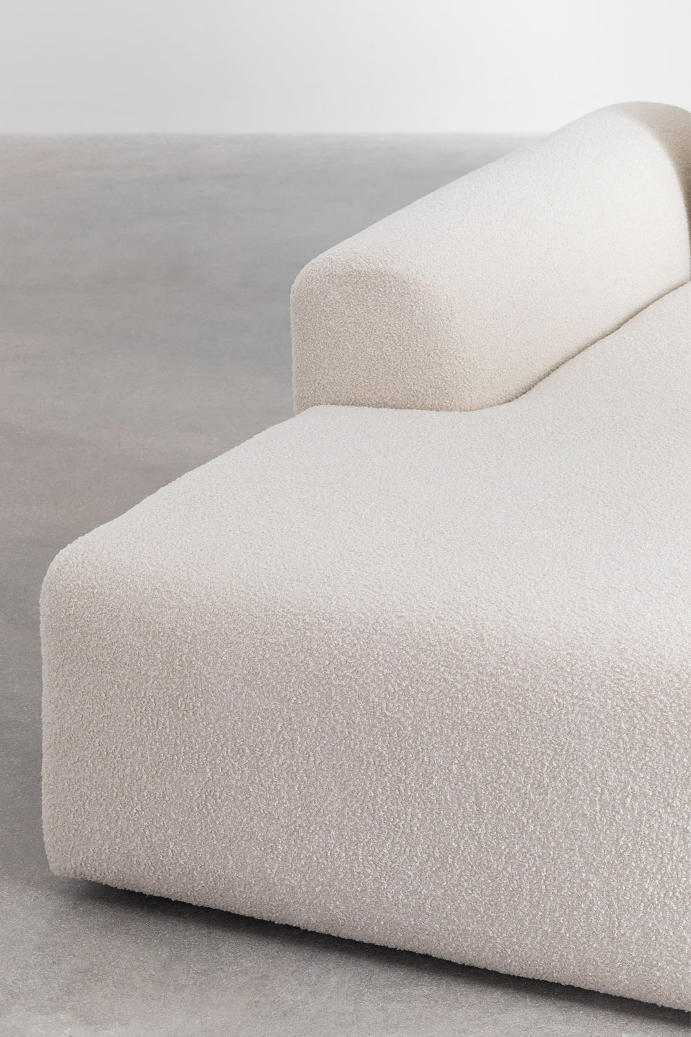 Divano modulare con chaise longue sinistra a 4 pezzi in tessuto bouclé Borjan