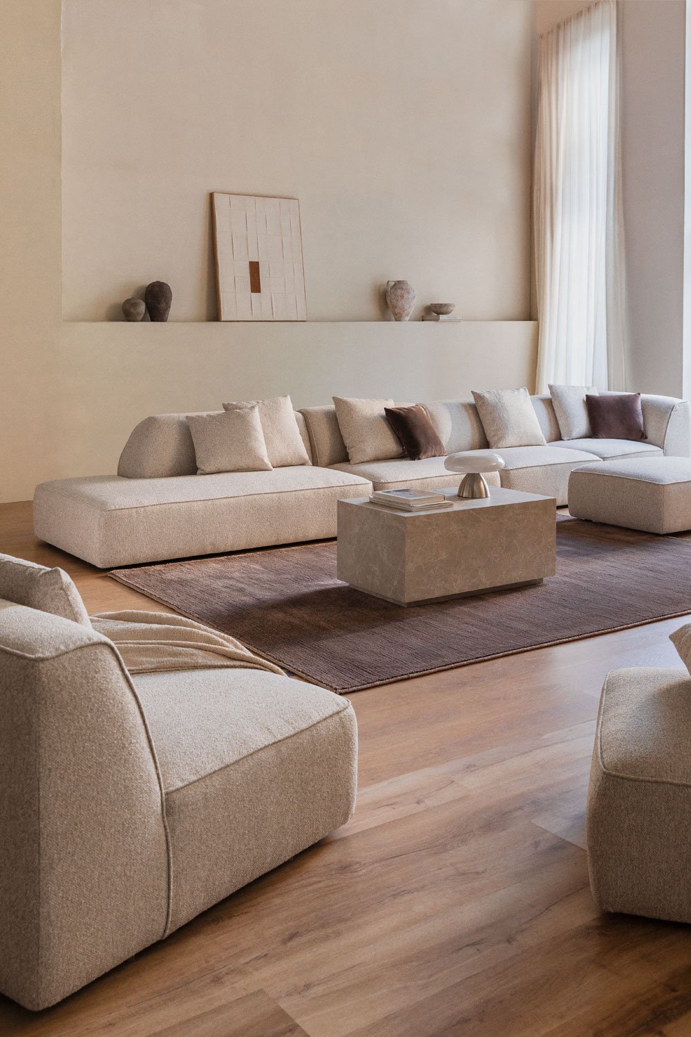 Divano modulare angolare a 4 pezzi con chaise longue sinistra e pouf rivestito Cardea
