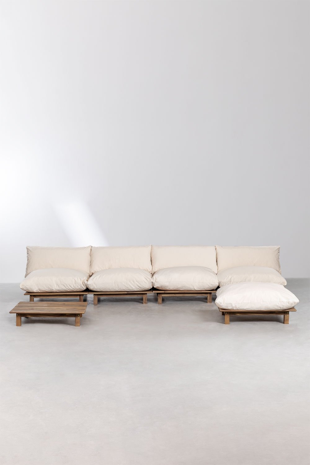 Set da salotto modulare reclinabile a 4 pezzi, tavolino da caffè e pouf in legno di acacia Brina