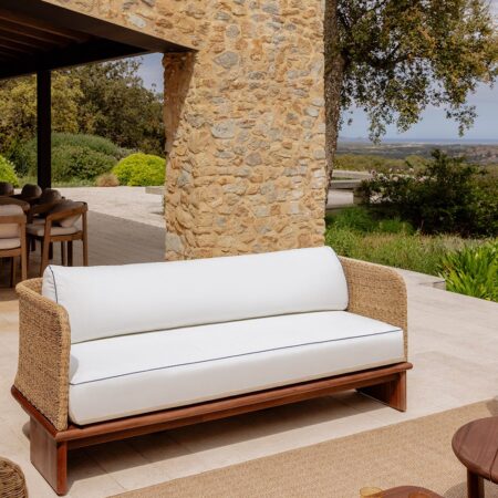 Divano da giardino Famara a 3 posti in rattan e legno di acacia