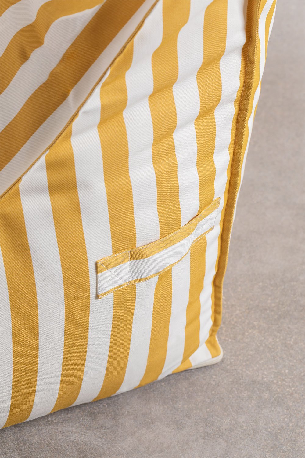 Set da giardino con poltrona e pouf in tessuto Sandel