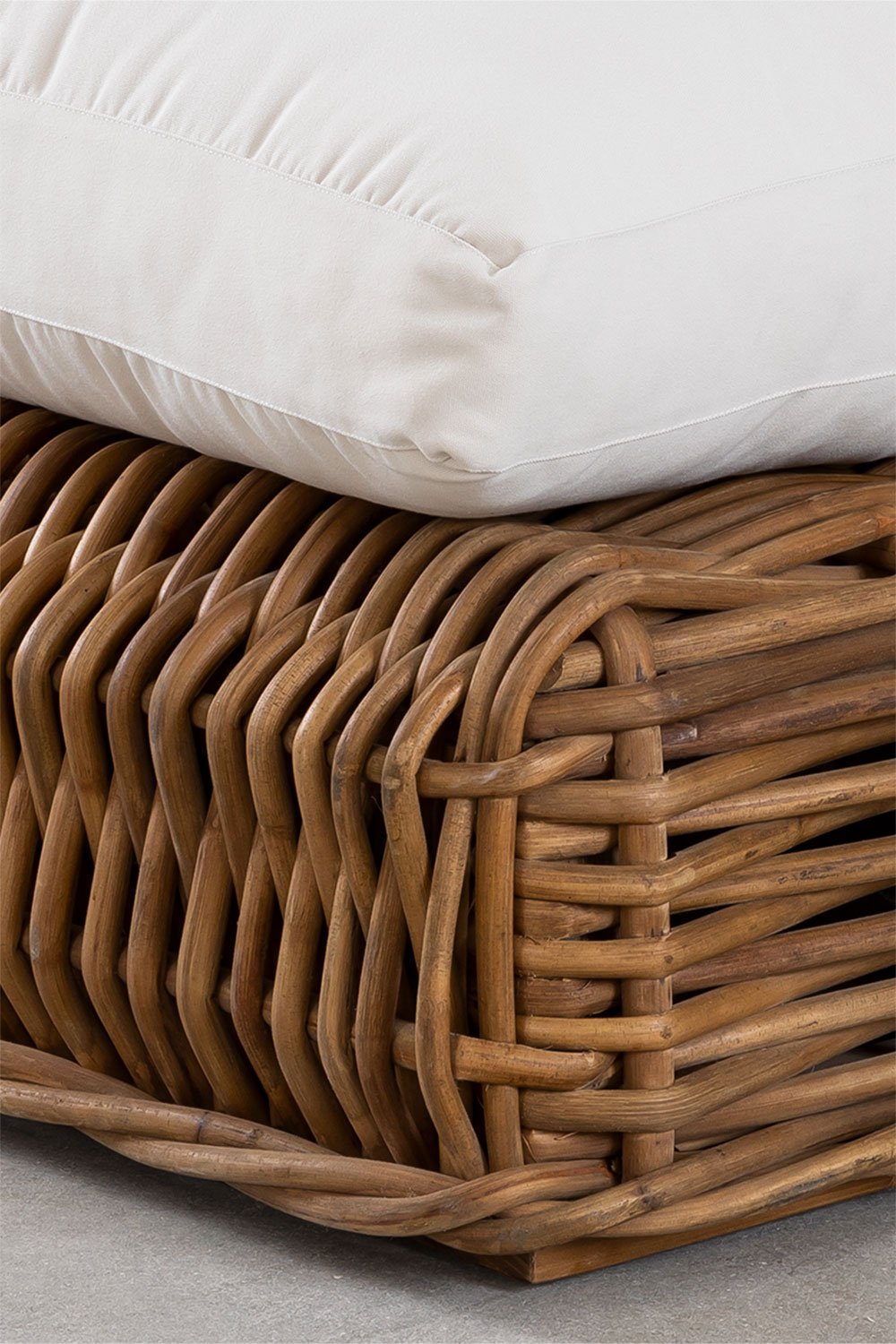 Divano da giardino componibile in 4 pezzi e pouf Milu