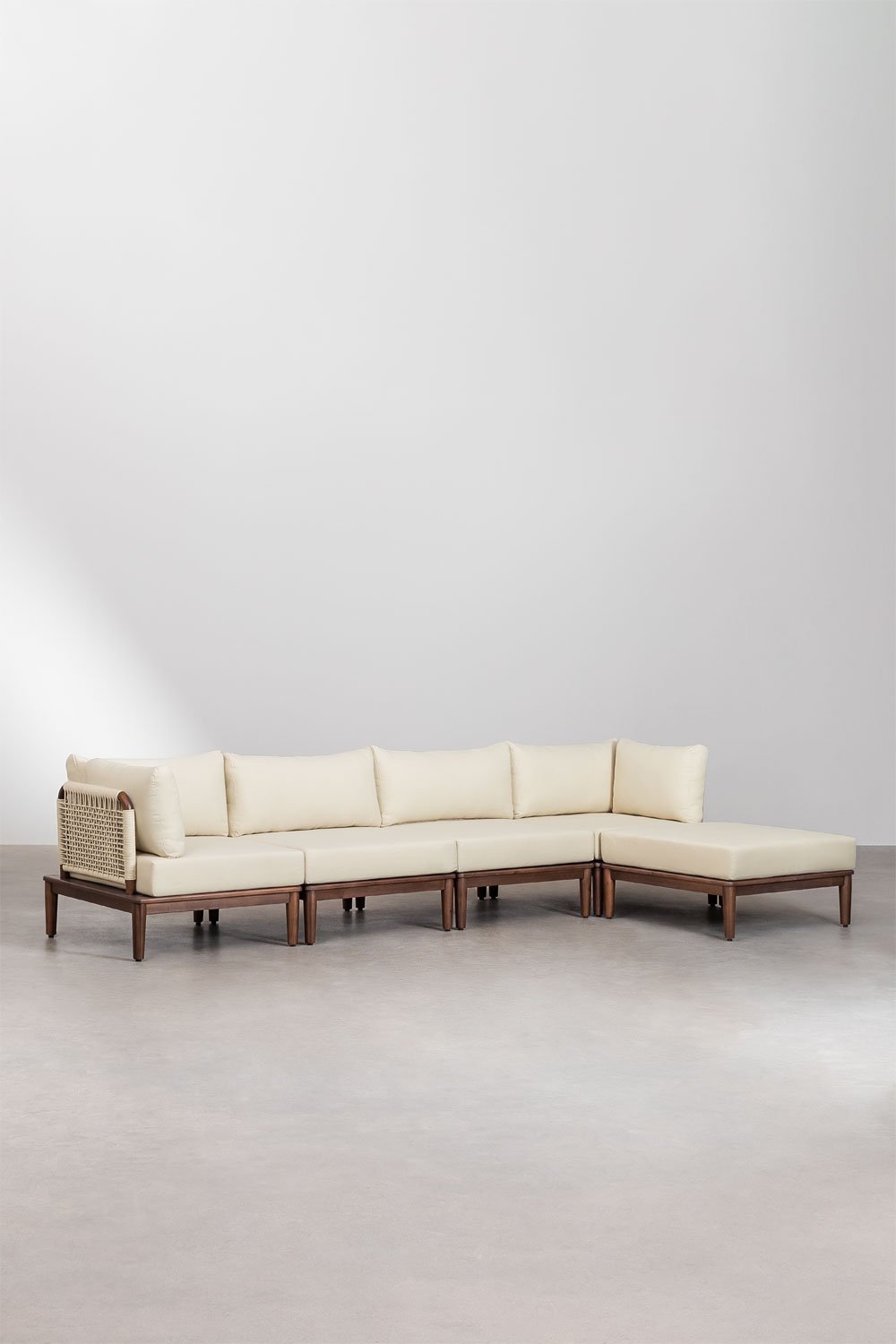Divano da giardino componibile Giulia 4 pezzi con 2 poltrone angolari e pouf in acacia