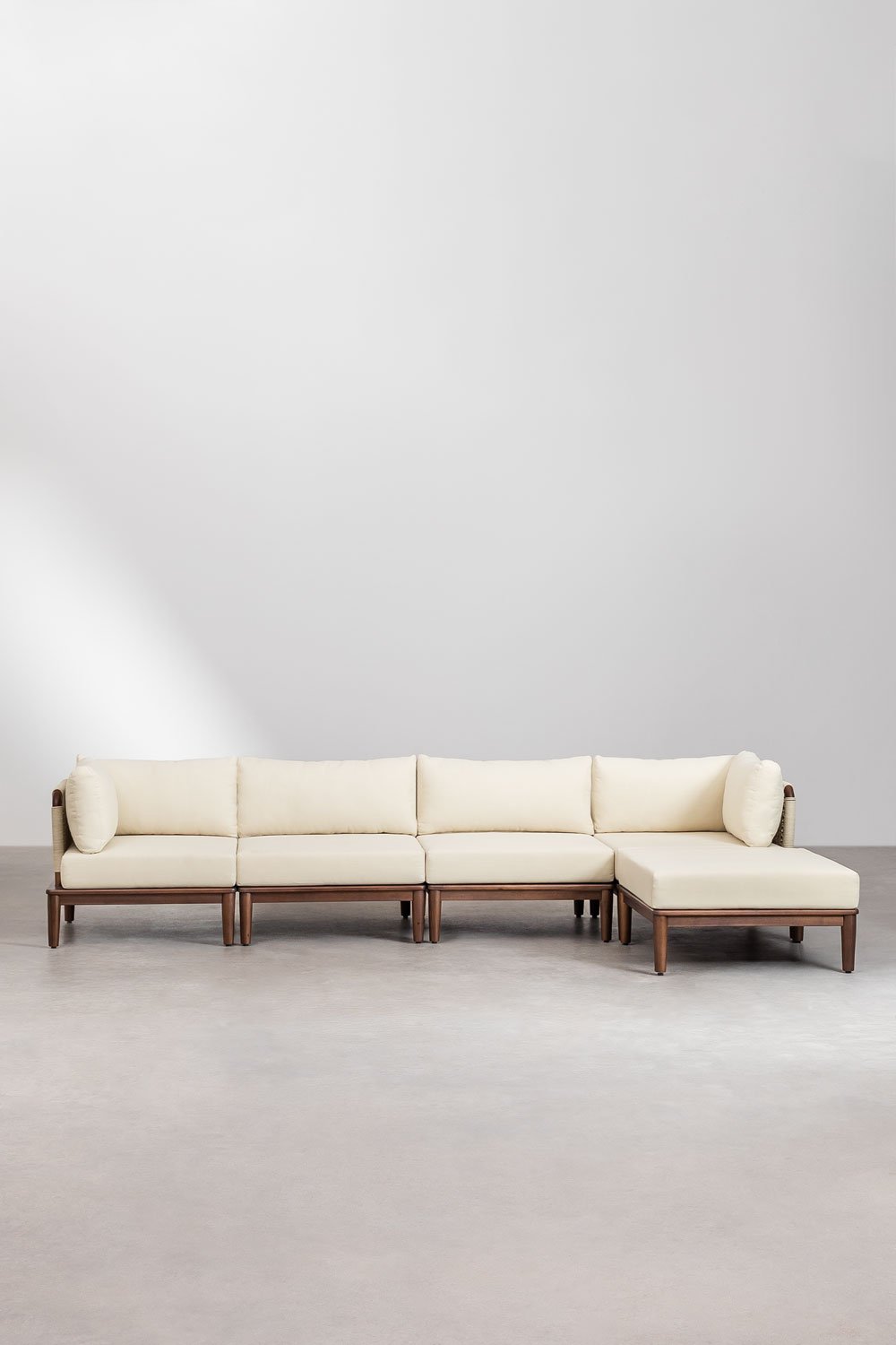 Divano da giardino componibile Giulia 4 pezzi con 2 poltrone angolari e pouf in acacia