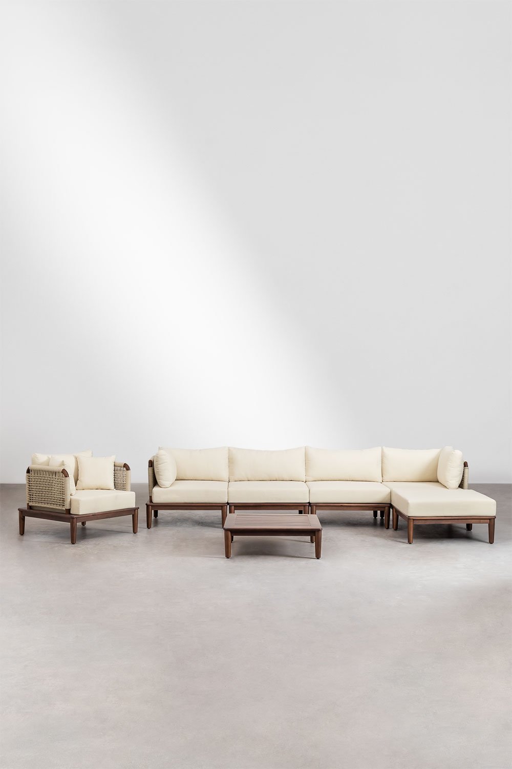 Set da giardino con divano componibile 4 pezzi con 2 poltrone angolari, tavolino, pouf e poltrona Giulia in legno di acacia